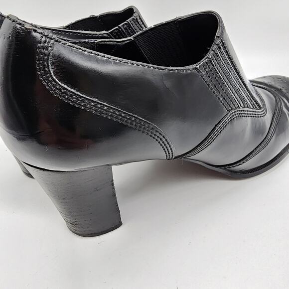 Etienne Aigner Wingtip Ankle Boots Size 9.5M Black 3" Stack Heel Brogue Witchy - Picture 10 of 16